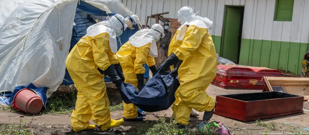 Ebola 3